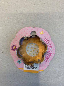 Ausstechform 'Blume', 4,5 cm, auf Geschenkkarte, Edelstahl