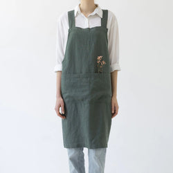 LinenTales Crossback apron forest green
